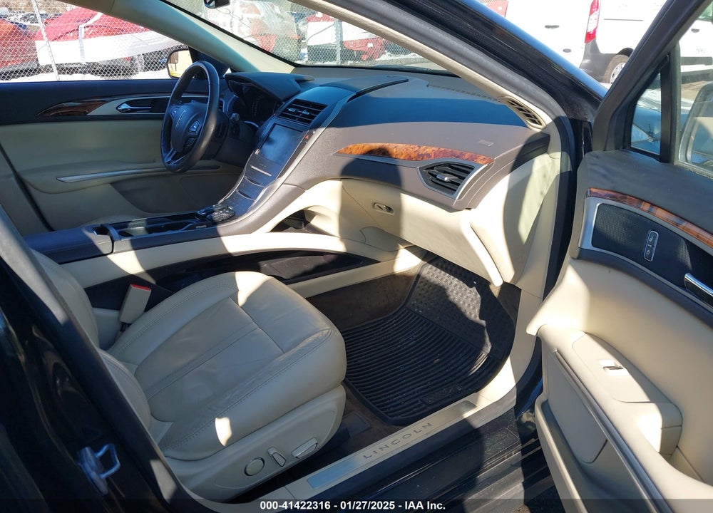 2014 LINCOLN MKZ VIN: 3LN6L2J9XER808451