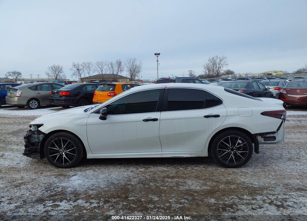 2021 TOYOTA CAMRY VIN: 4T1G11AKXMU480530