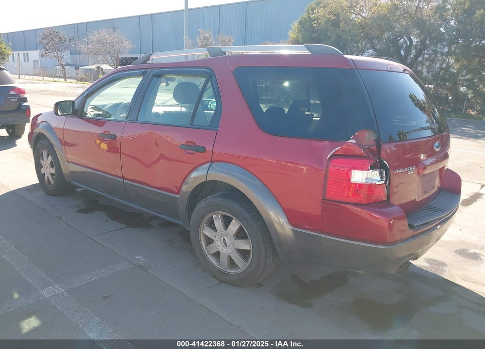2005 FORD FREESTYLE SE VIN: 1FMZK04105GA30548