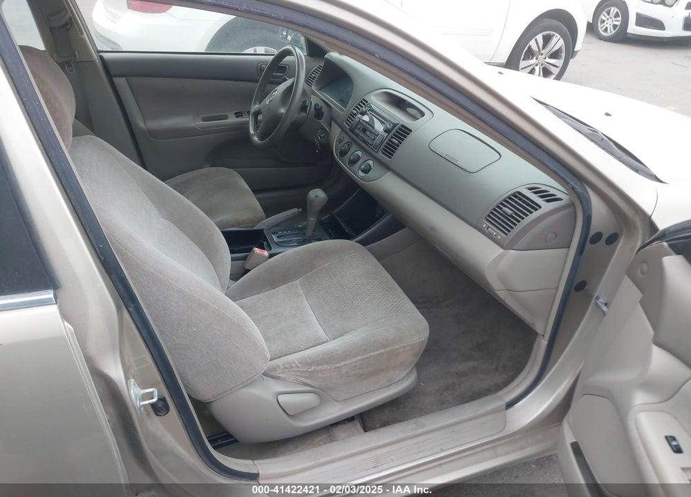 2003 TOYOTA CAMRY LE VIN: JTDBE32K330175891