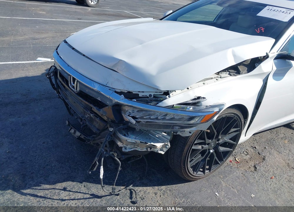 2018 HONDA ACCORD VIN: 1HGCV1F92JA169301