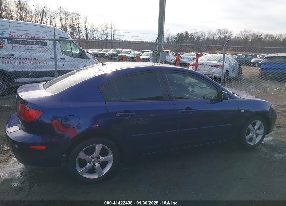 2005 MAZDA 3 I VIN: JM1BK32F451290704
