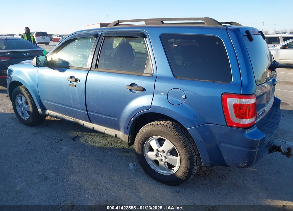 2009 FORD ESCAPE XLT VIN: 1FMCU03749KC47920