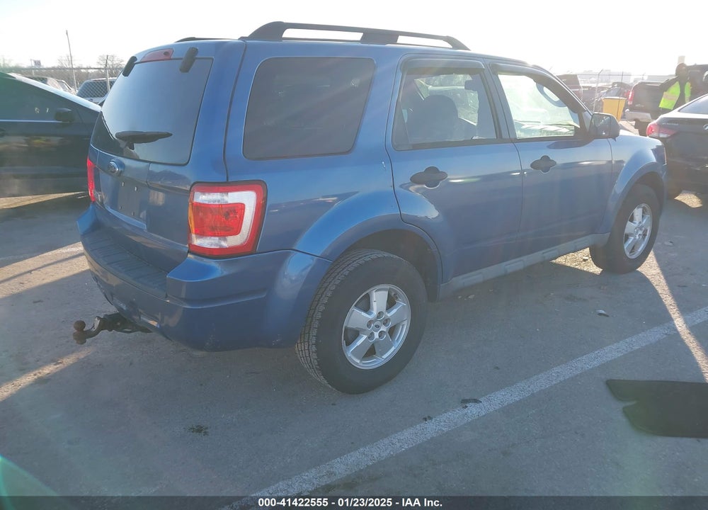 2009 FORD ESCAPE XLT VIN: 1FMCU03749KC47920
