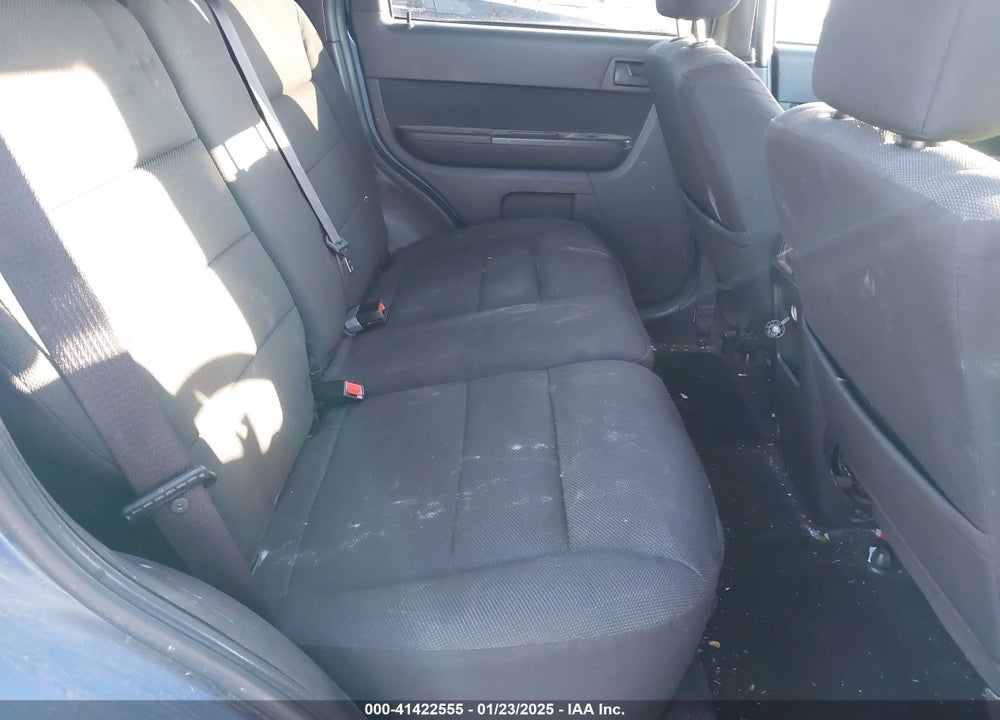 2009 FORD ESCAPE XLT VIN: 1FMCU03749KC47920