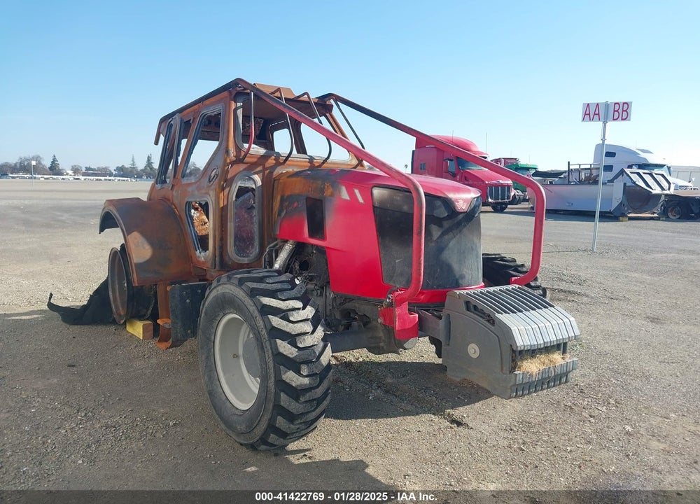 2019 MASSEY FERGUSON MF 4710 VIN: AGCMC070AKC000244