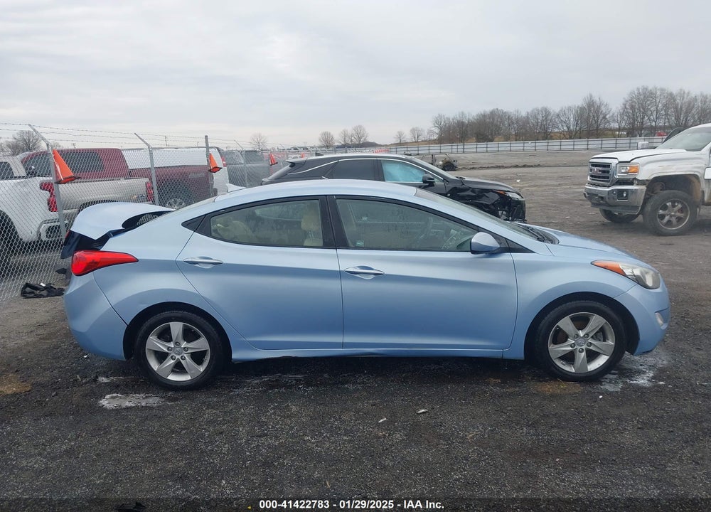 2013 HYUNDAI ELANTRA GLS VIN: KMHDH4AE8DU727487