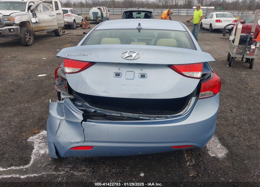 2013 HYUNDAI ELANTRA GLS VIN: KMHDH4AE8DU727487