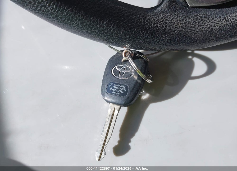 2014 TOYOTA COROLLA VIN: 2T1BURHE4EC075623
