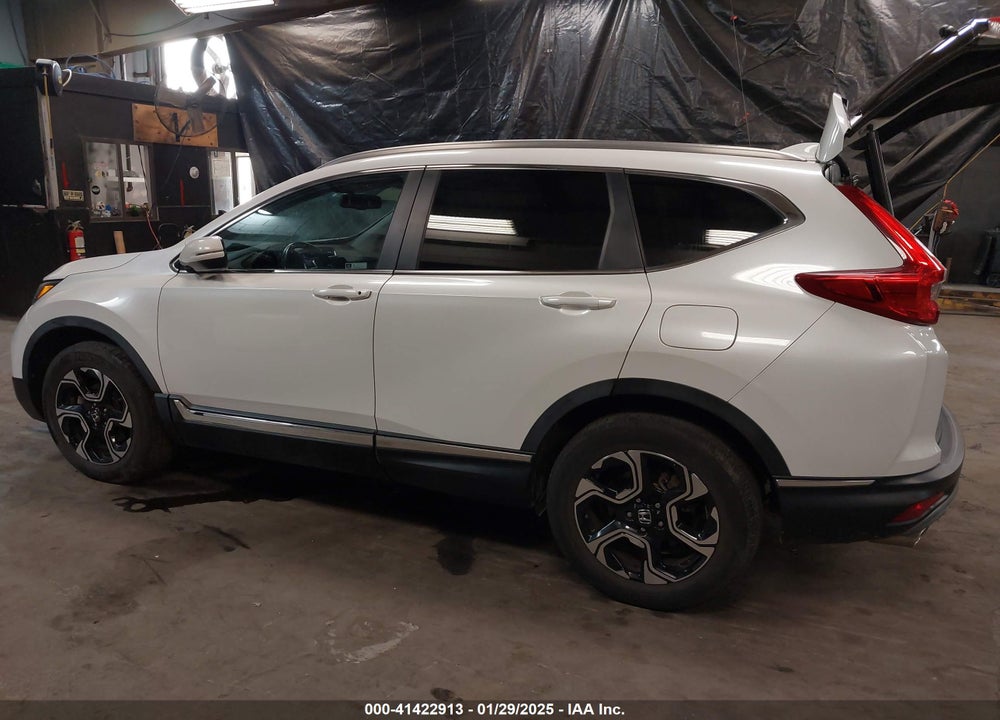 2019 HONDA CR-V TOURING VIN: JHLRW2H99KX013329