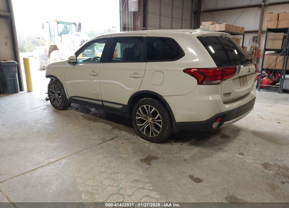 2018 MITSUBISHI OUTLANDER VIN: JA4AD3A39JZ055430