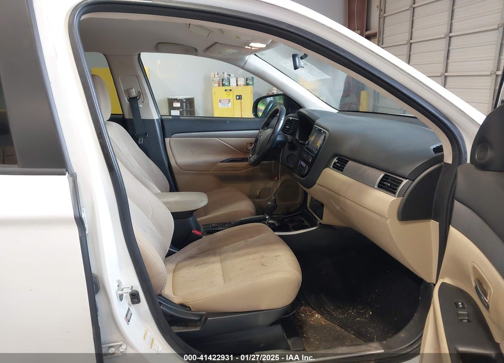 2018 MITSUBISHI OUTLANDER VIN: JA4AD3A39JZ055430