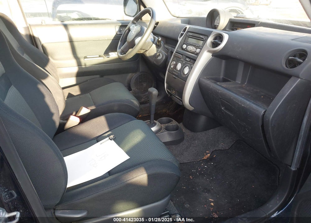 2006 SCION XB VIN: JTLKT324664111742
