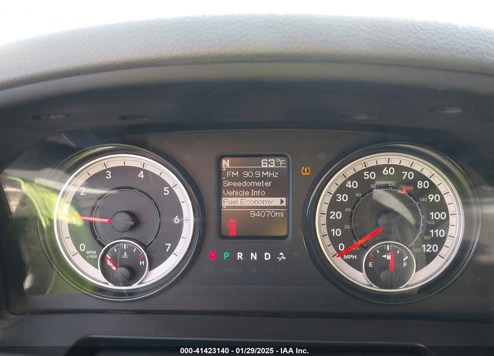 2017 RAM 1500 VIN: 3C6RR7KT1HG631156