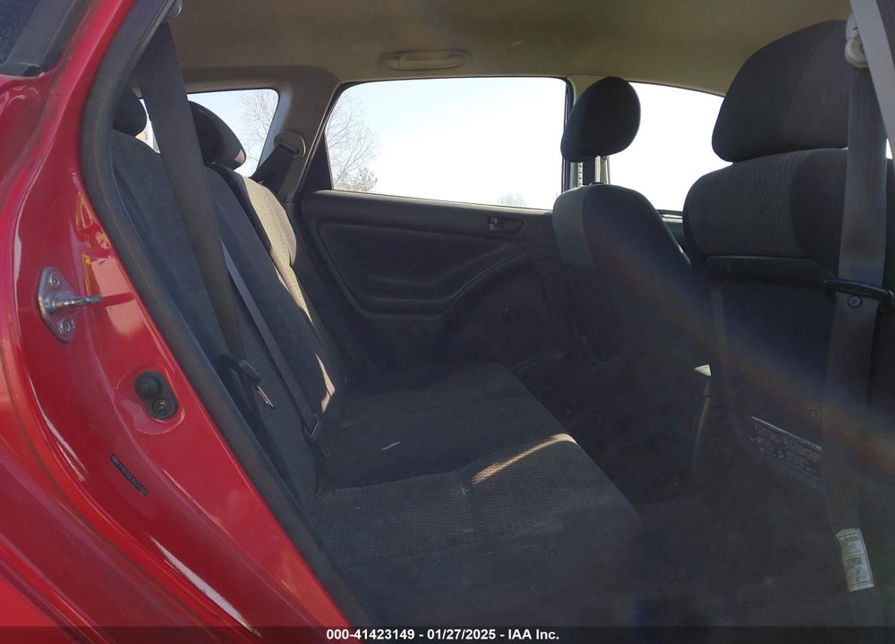 2005 TOYOTA MATRIX VIN: 2T1KR32E35C353080