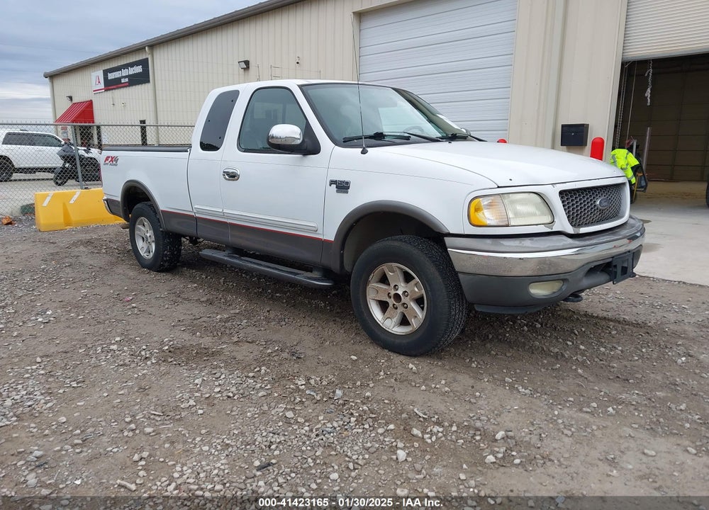 2003 FORD F-150 LARIAT/XL/XLT VIN: 2FTRX18L43CA34236