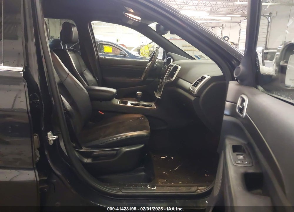 2015 JEEP GRAND CHEROKEE ALTITUDE VIN: 1C4RJFAG6FC111579