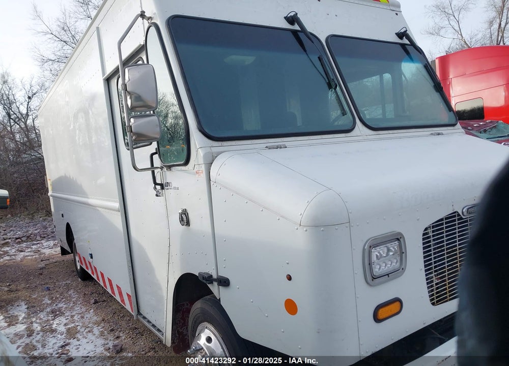 2013 FREIGHTLINER CHASSIS M LINE WALK-IN VAN VIN: 4UZAAPDU8DCFG7739