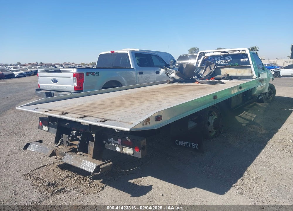 2005 FORD F-450 XL/XLT VIN: 1FDXF46P15EA39825
