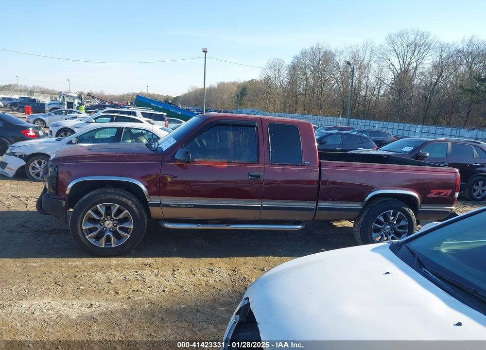 1998 GMC SIERRA 1500 SL WIDESIDE VIN: 2GTEK19R0W1515178