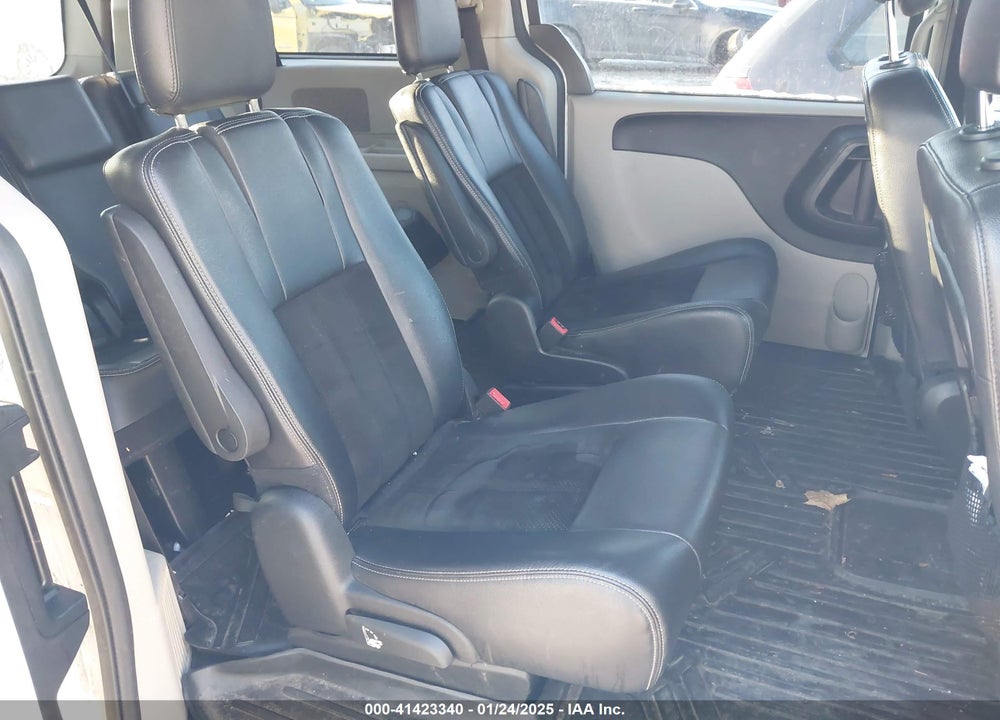 2017 DODGE GRAND CARAVAN SXT VIN: 2C4RDGCG1HR605529