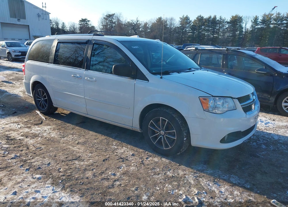 2017 DODGE GRAND CARAVAN SXT VIN: 2C4RDGCG1HR605529