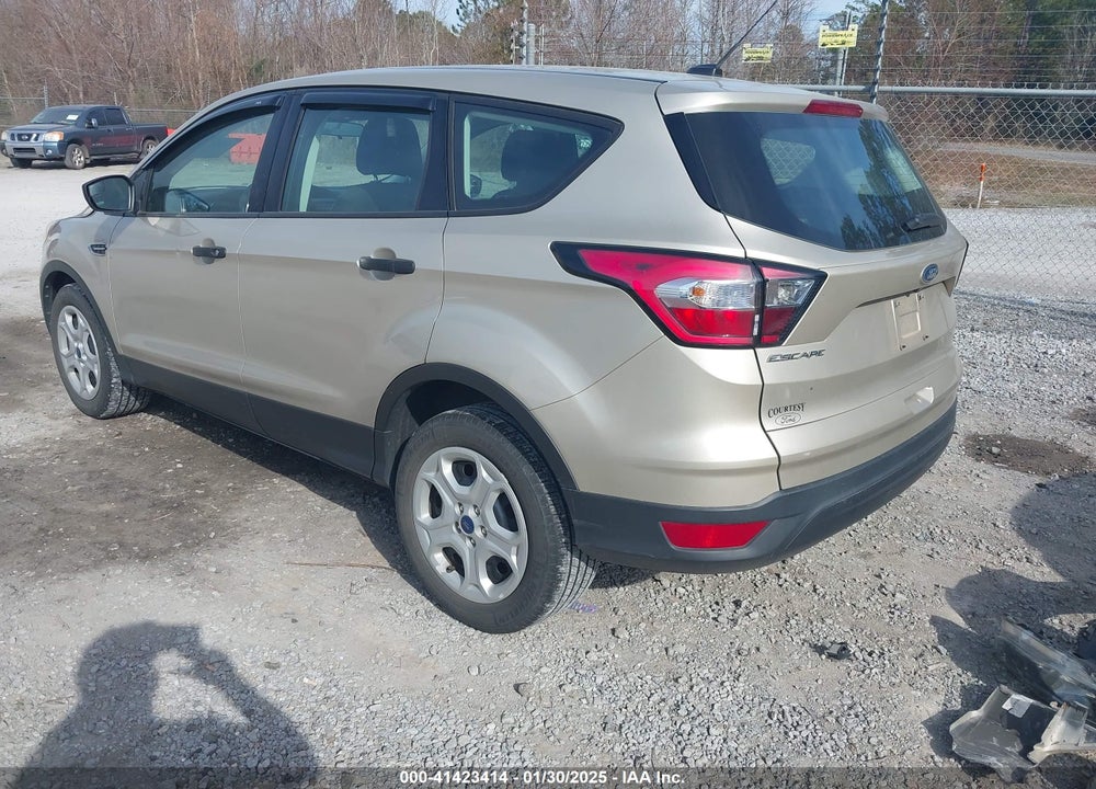 2017 FORD ESCAPE S VIN: 1FMCU0F75HUC43468