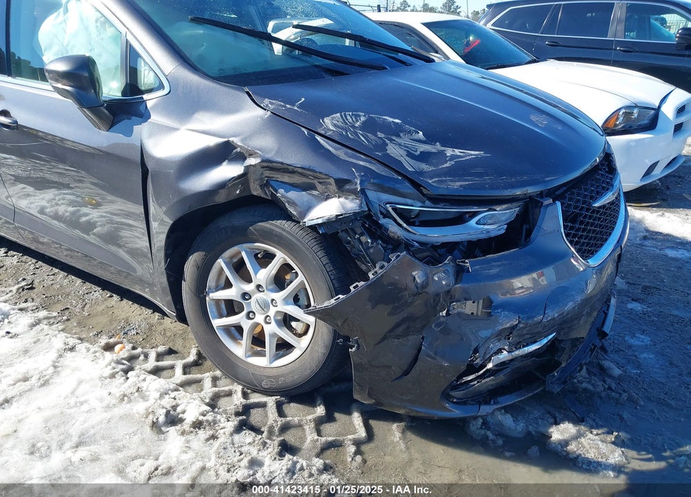2021 CHRYSLER PACIFICA TOURING L VIN: 2C4RC1BG6MR605179