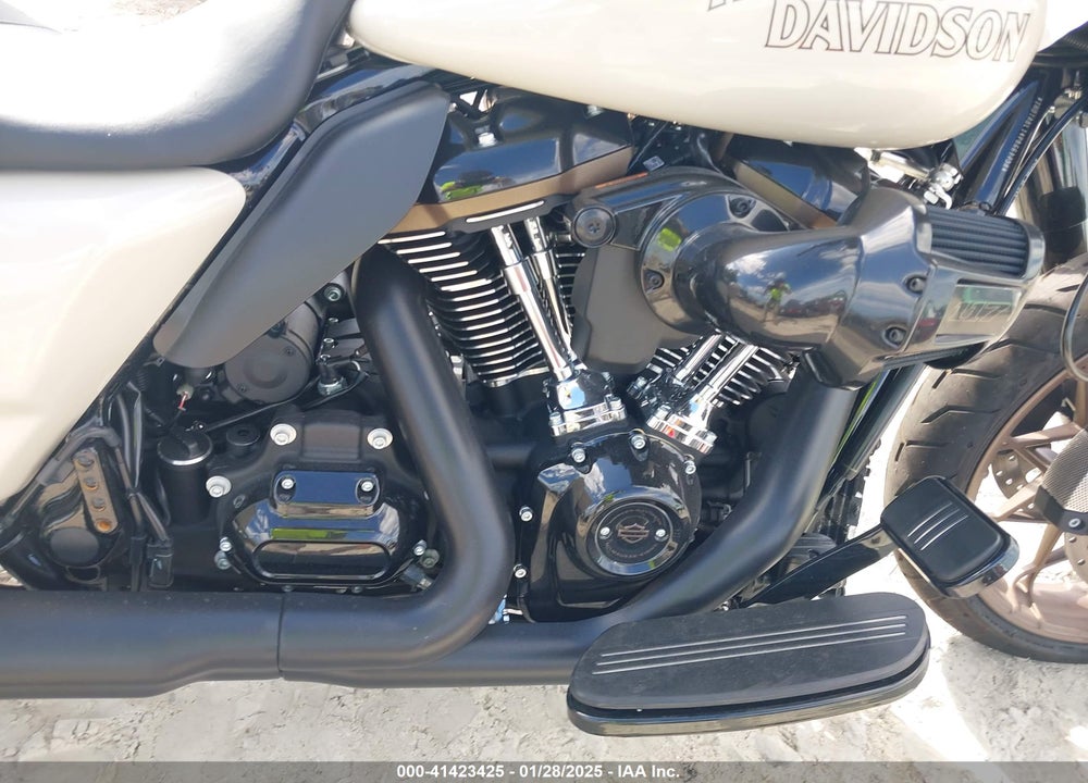 2023 HARLEY-DAVIDSON FLHXST VIN: 1HD1ABL14PB661738
