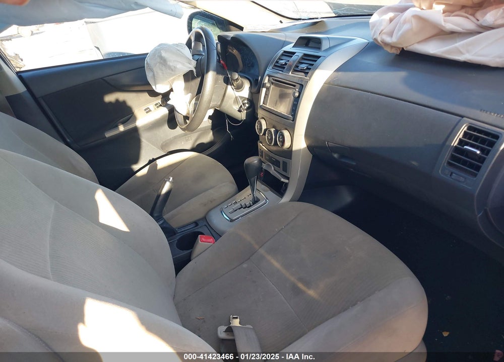 2013 TOYOTA COROLLA VIN: 2T1BU4EE8DC924464
