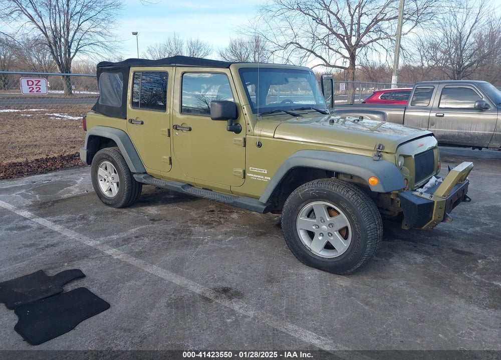 2013 JEEP WRANGLER UNLIMITED SPORT VIN: 1C4BJWDG3DL556615