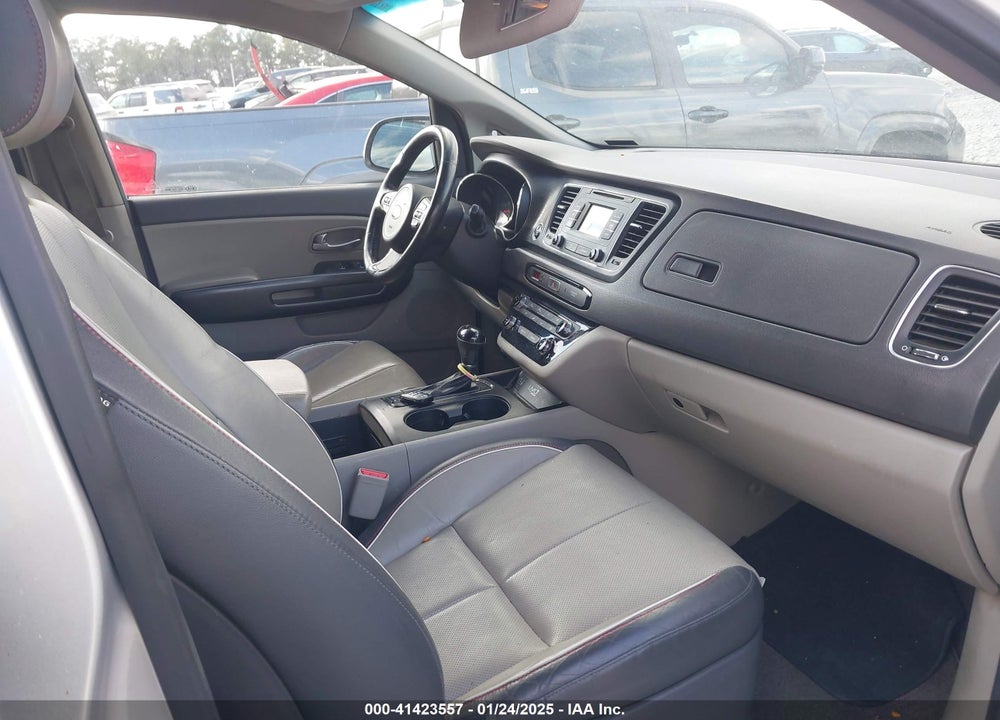 2017 KIA SEDONA LX VIN: KNDMB5C12H6242441