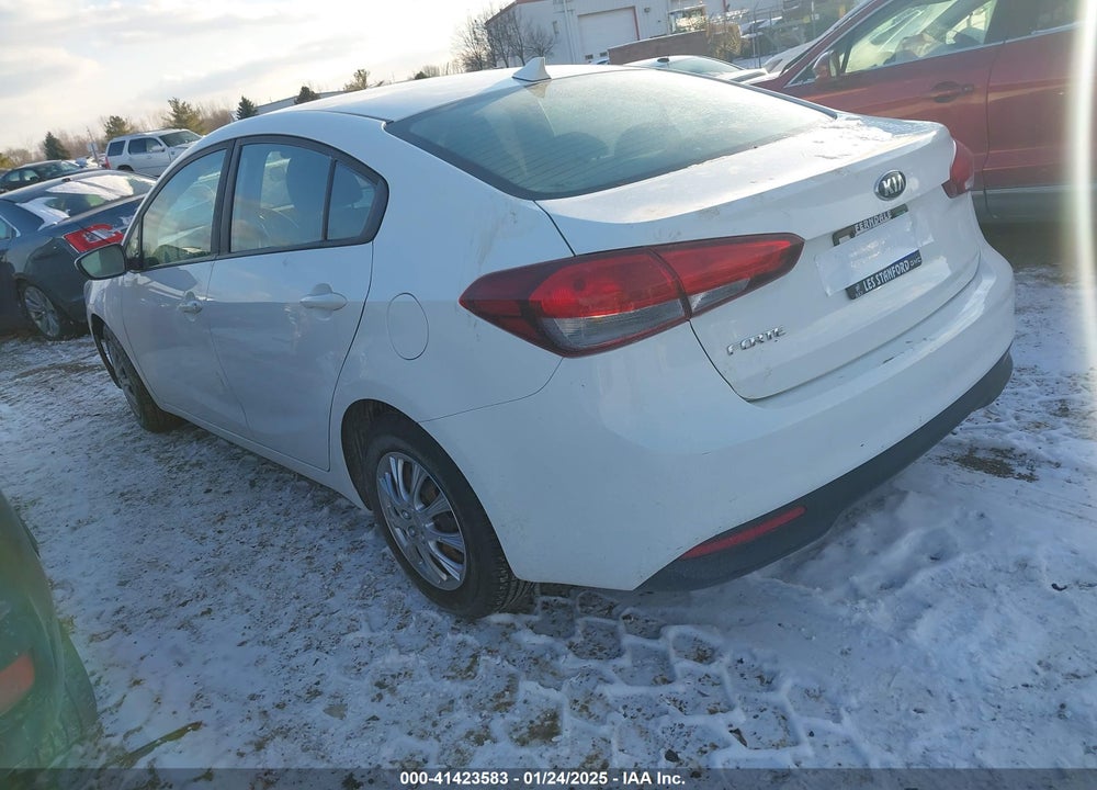 2017 KIA FORTE LX VIN: 3KPFK4A72HE022303