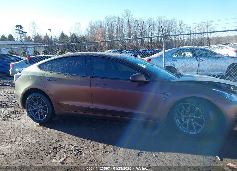 2022 TESL MODEL 3 AWD W/LONG R VIN: 5YJ3E1EB5NF275337