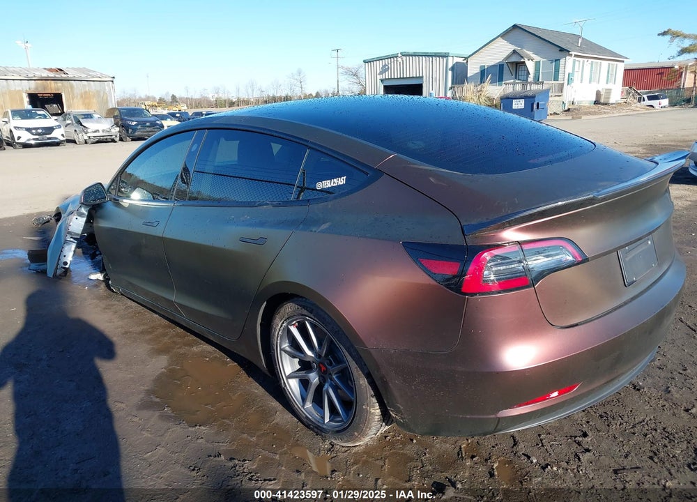 2022 TESL MODEL 3 AWD W/LONG R VIN: 5YJ3E1EB5NF275337