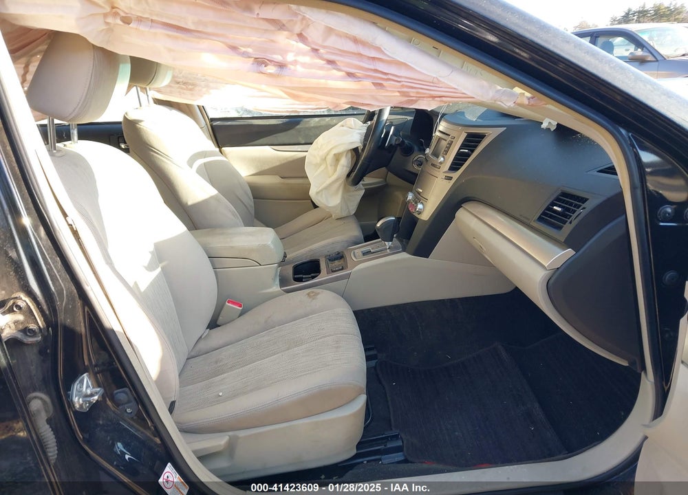2014 SUBARU LEGACY 2.5I PREMIUM VIN: 4S3BMBC65E3031906