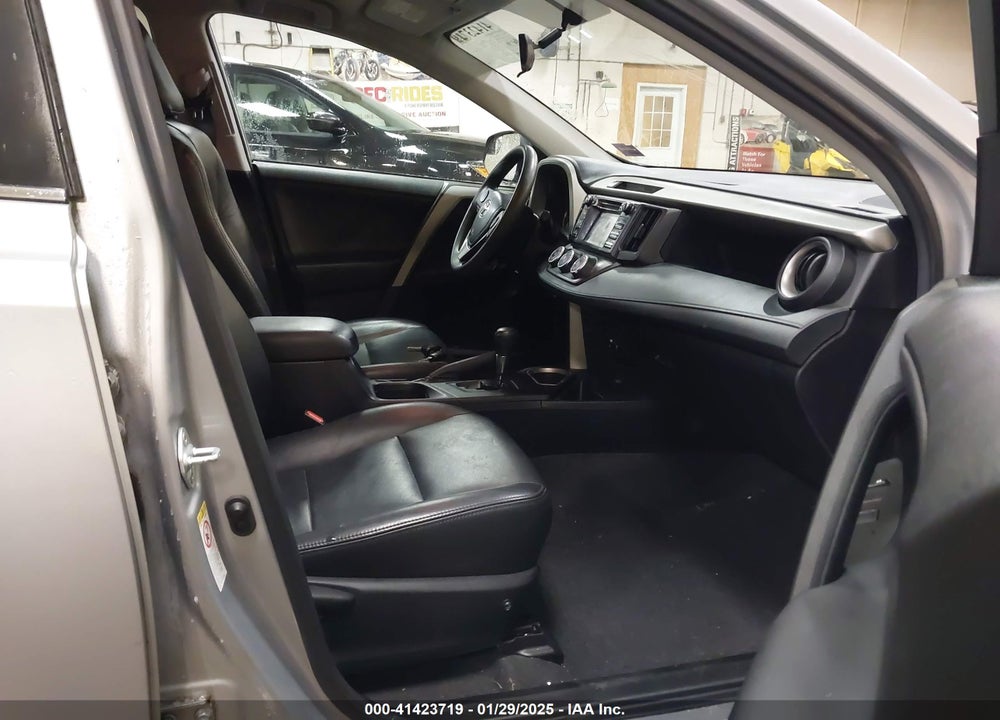 2016 TOYOTA RAV4 LE VIN: 2T3BFREV4GW504850