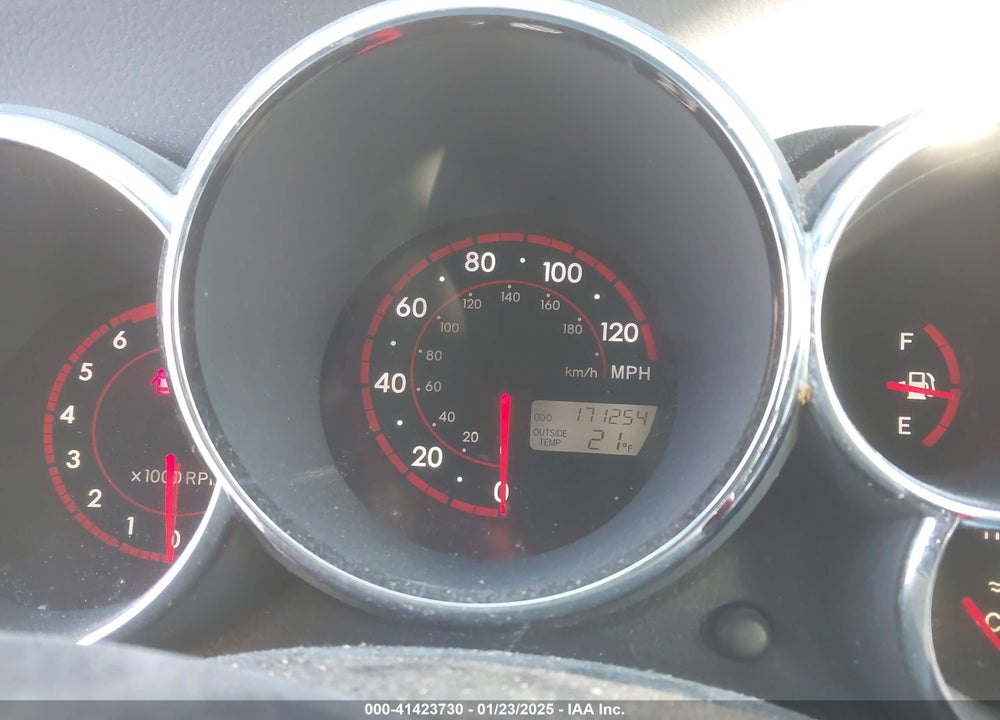 2005 PONTIAC VIBE VIN: 5Y2SL63885Z402436