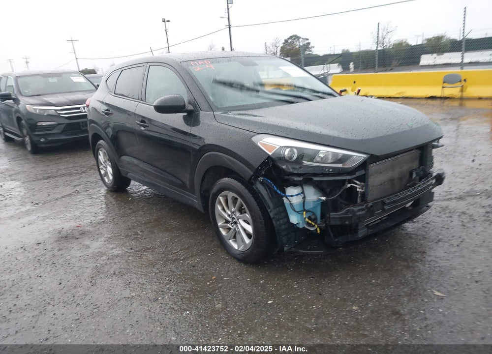 2017 HYUNDAI TUCSON SE VIN: KM8J23A44HU331441