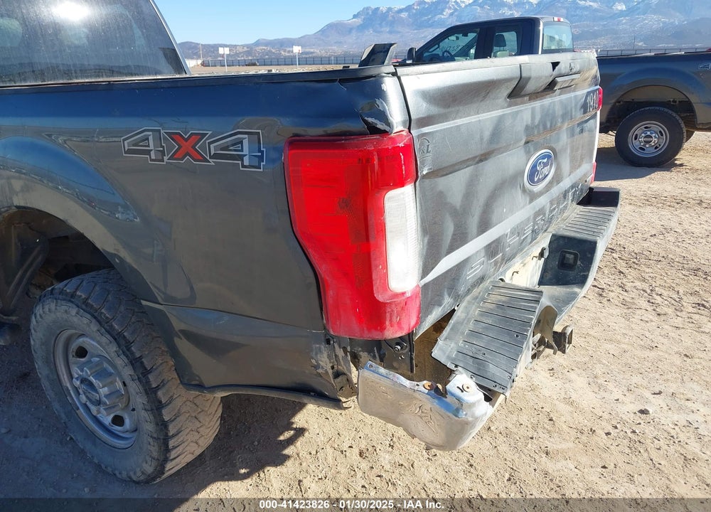 2019 FORD F-250 VIN: 1FT7X2B61KEC11382