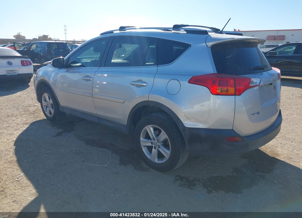 2013 TOYOTA RAV4 VIN: 2T3WFREV2DW028594