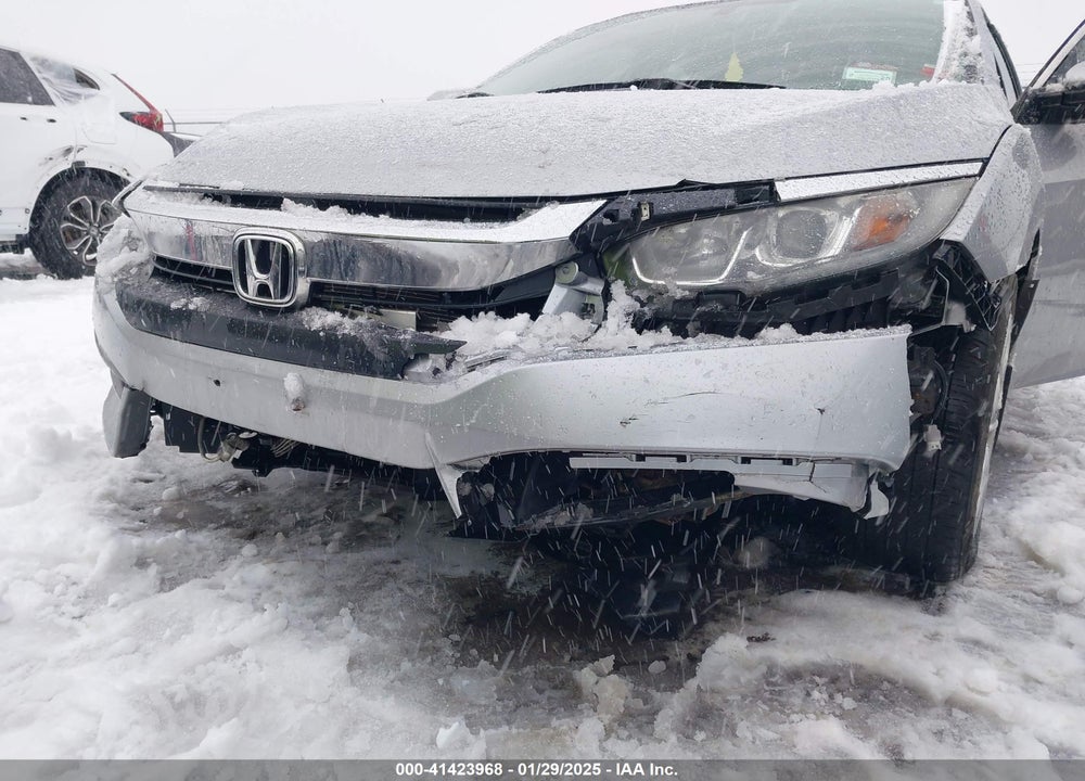 2018 HONDA CIVIC LX VIN: 19XFC2F58JE204666