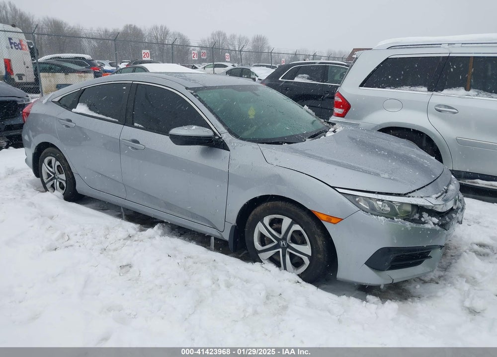 2018 HONDA CIVIC LX VIN: 19XFC2F58JE204666