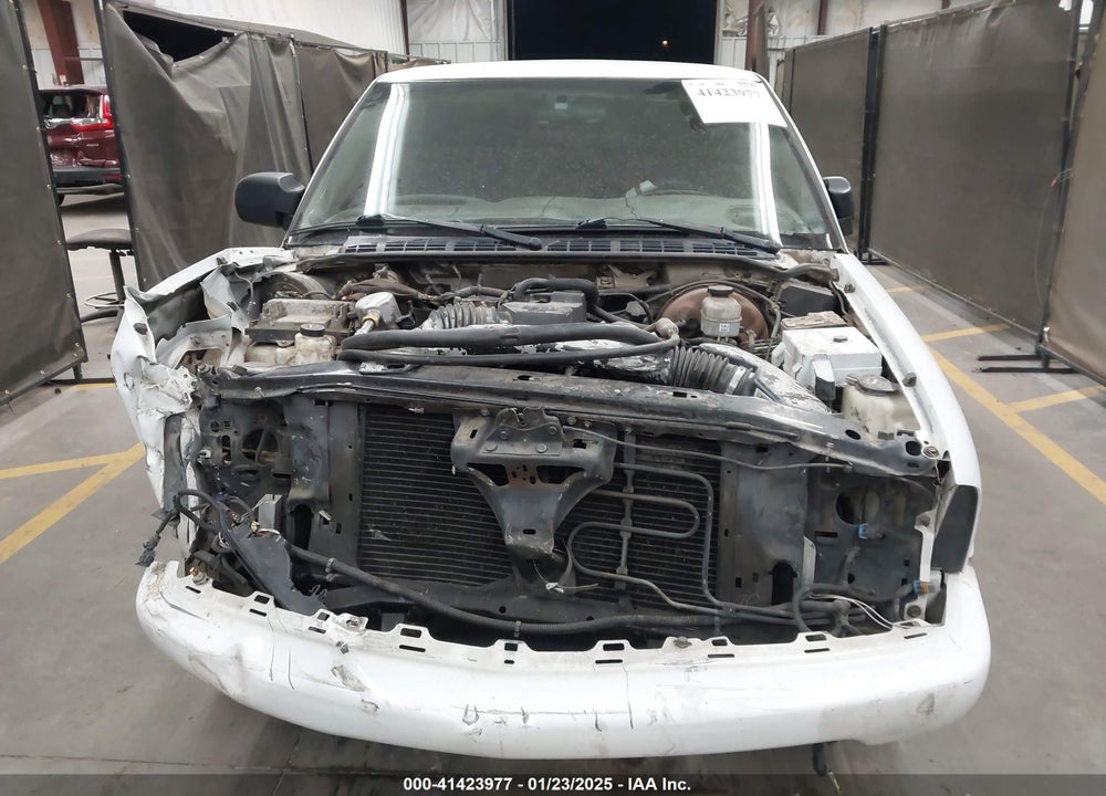 2003 CHEVROLET S-10 LS VIN: 1GCCS14H538281750
