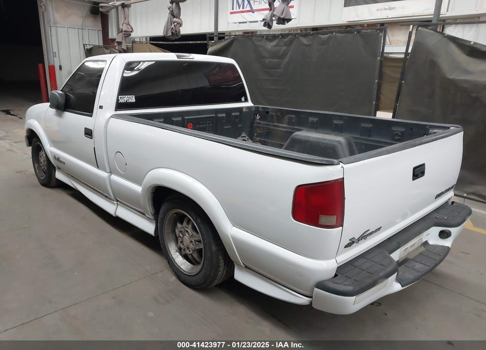 2003 CHEVROLET S-10 LS VIN: 1GCCS14H538281750