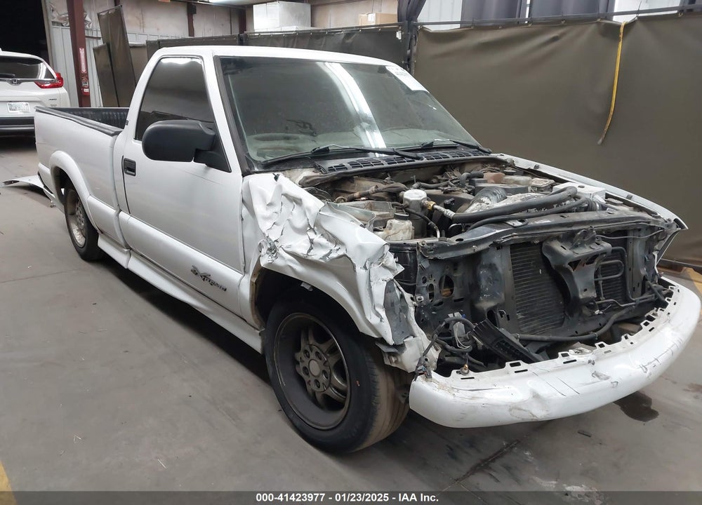 2003 CHEVROLET S-10 LS VIN: 1GCCS14H538281750
