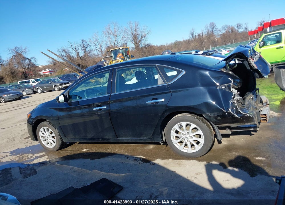 2018 NISSAN SENTRA SV VIN: 3N1AB7AP5JL661601