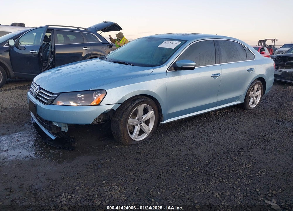 2013 VOLKSWAGEN PASSAT VIN: 1VWBP7A31DC116105