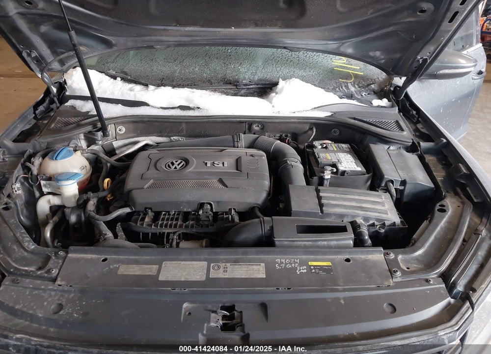 2017 VOLKSWAGEN PASSAT VIN: 1VWDT7A39HC043642