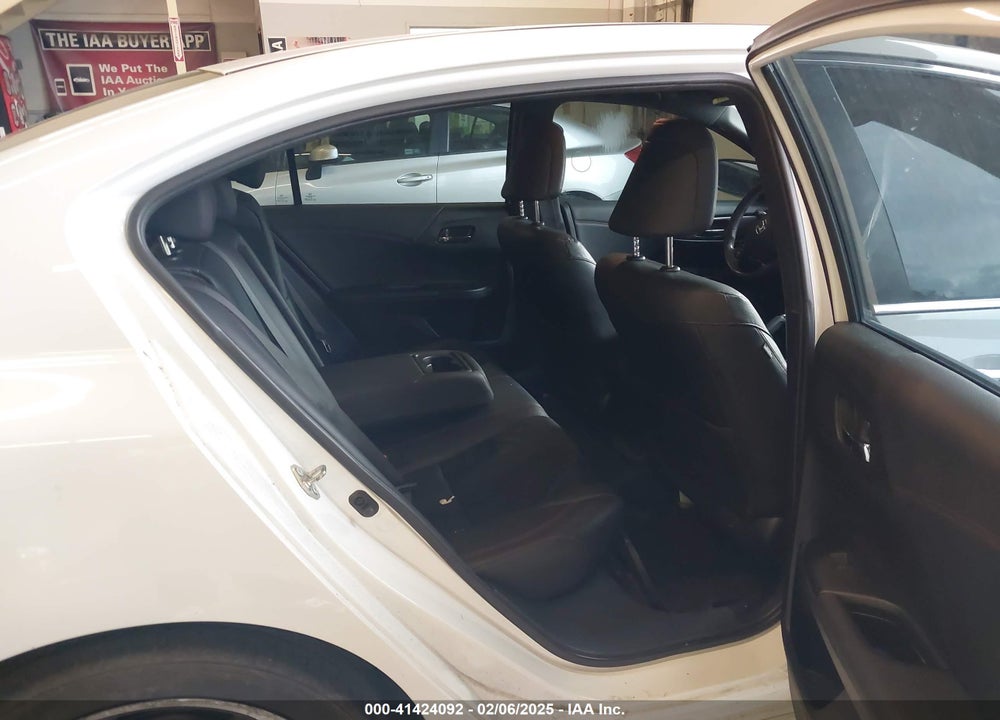2017 HONDA ACCORD VIN: 1HGCR2F17HA079835